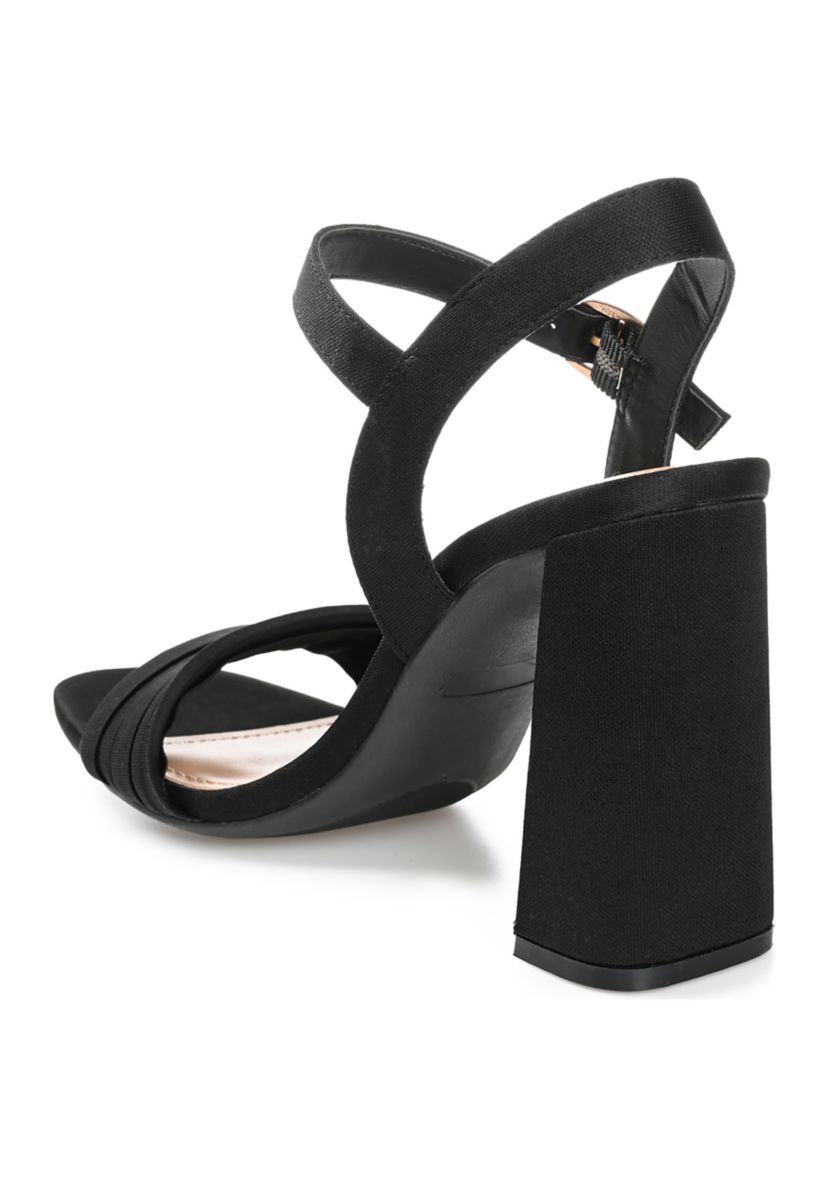 Skiler Pumps