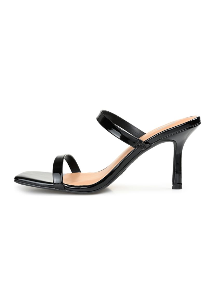 Brie Pumps