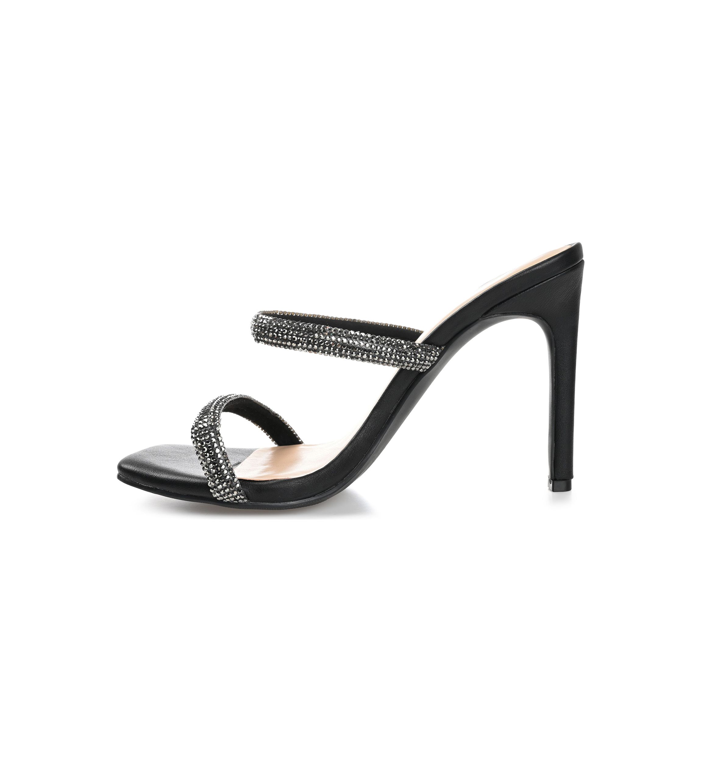 Reena Pumps