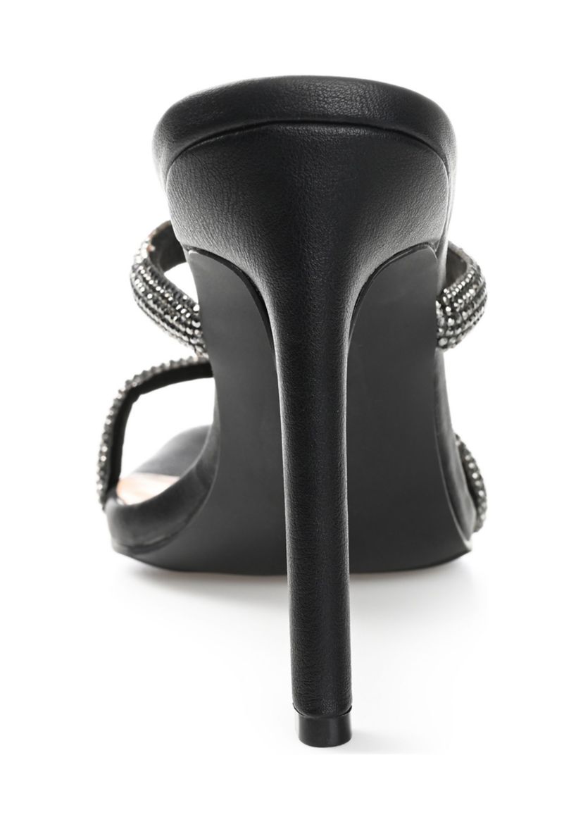 Reena Pumps
