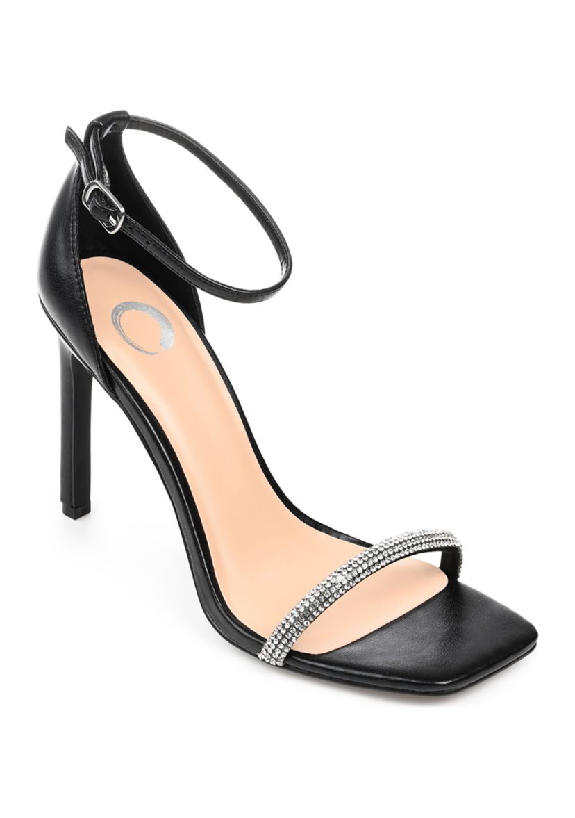 Zoya Pumps