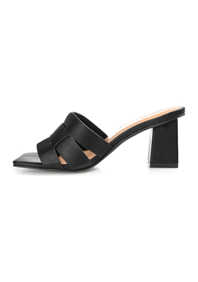 Renatta Pumps