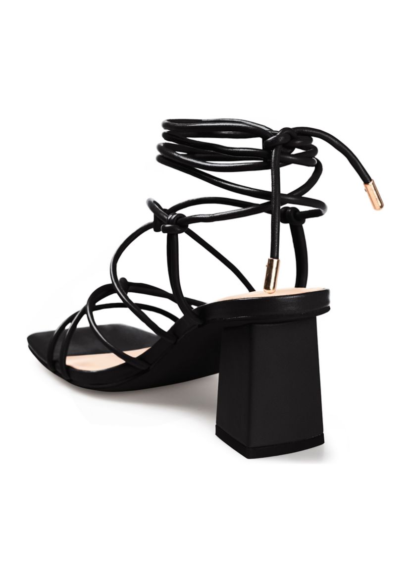 Harpr Pumps