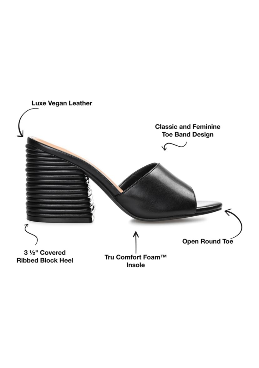 Leslee Pumps