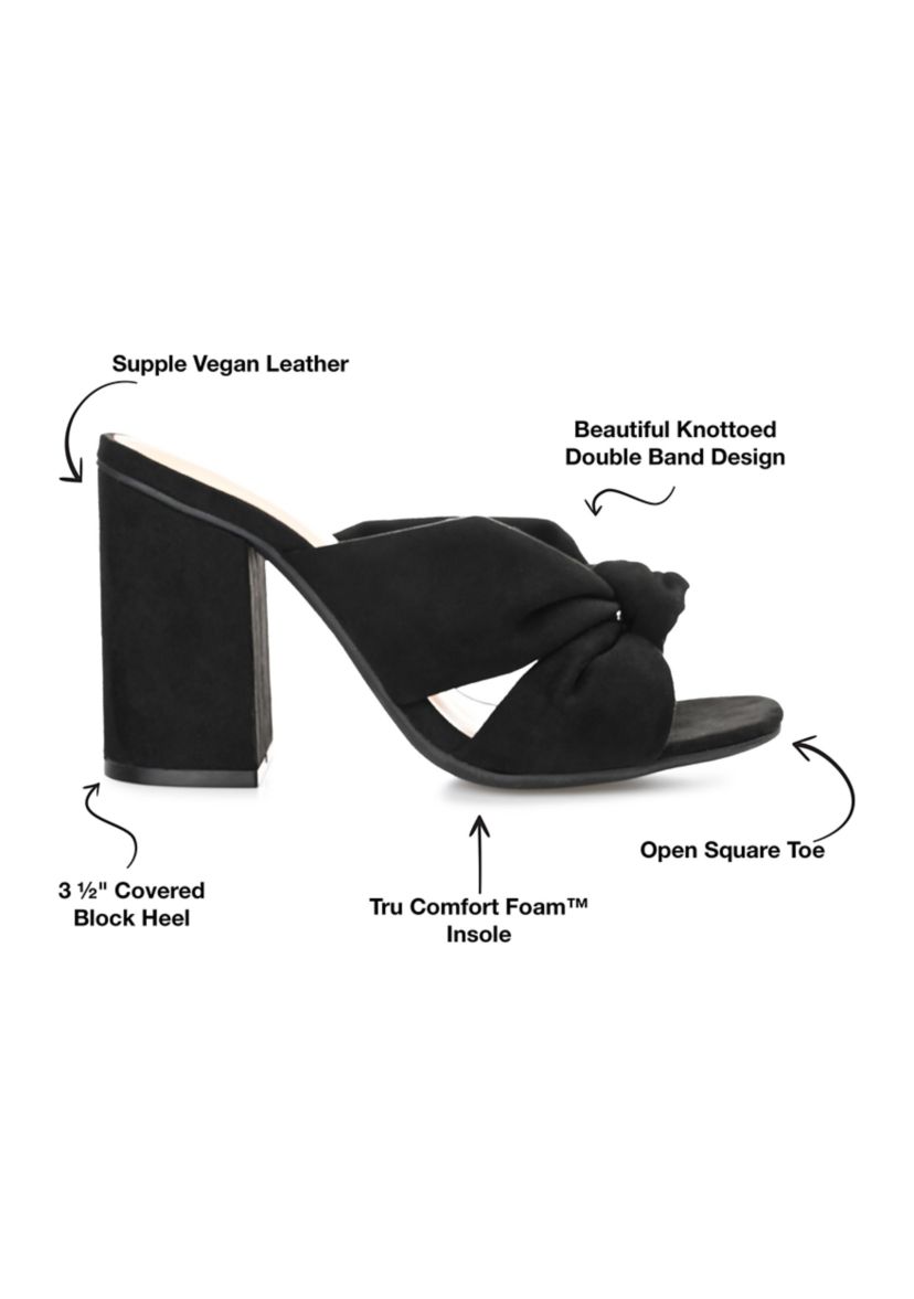 Tabithea Pumps