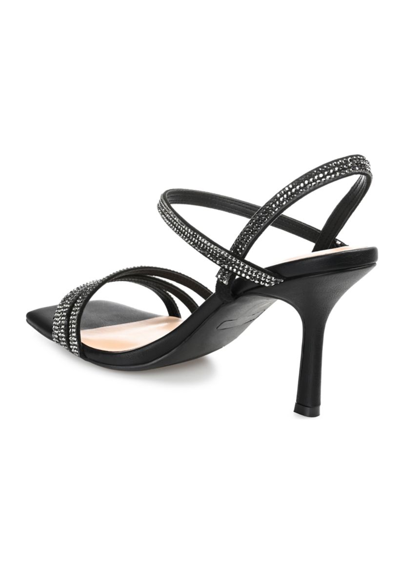 Coraa Pumps