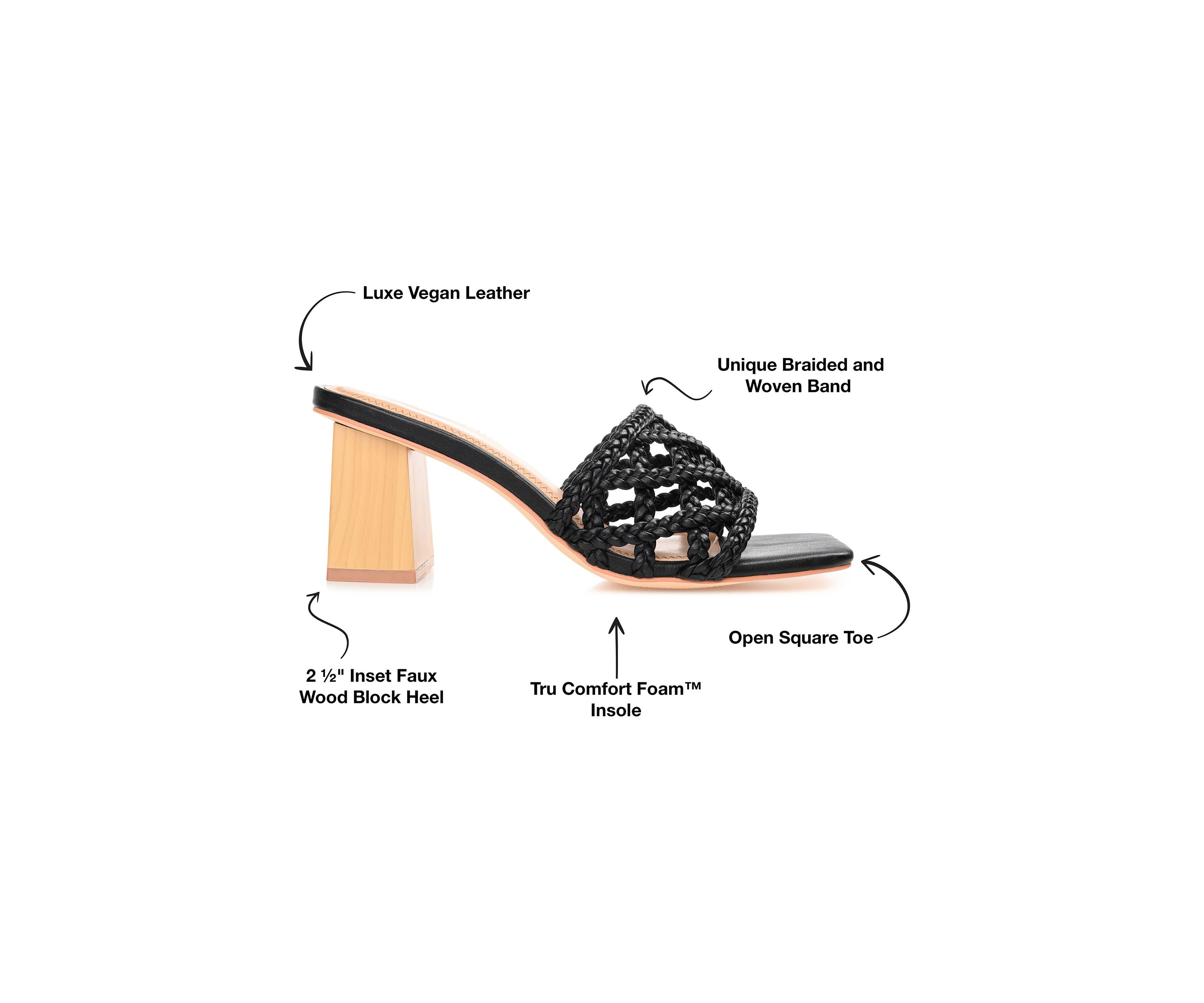 Evvie Pumps