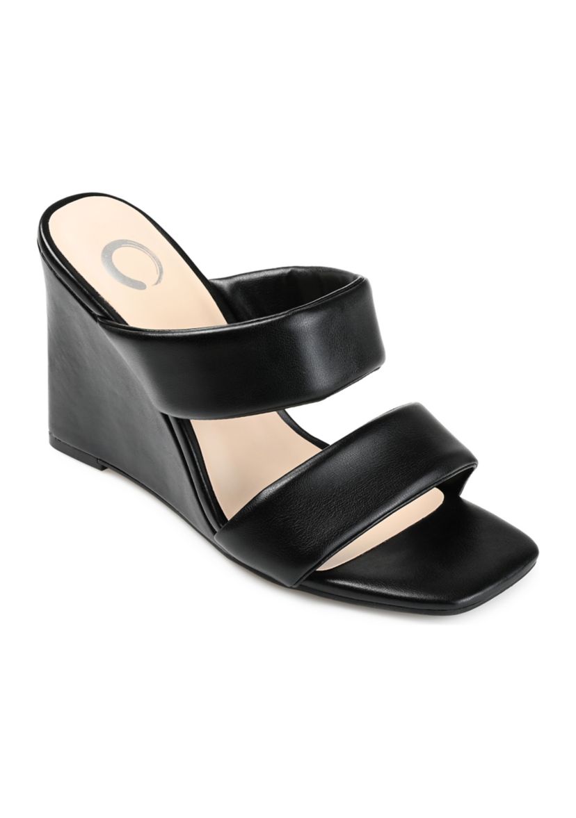 Kailee Pumps