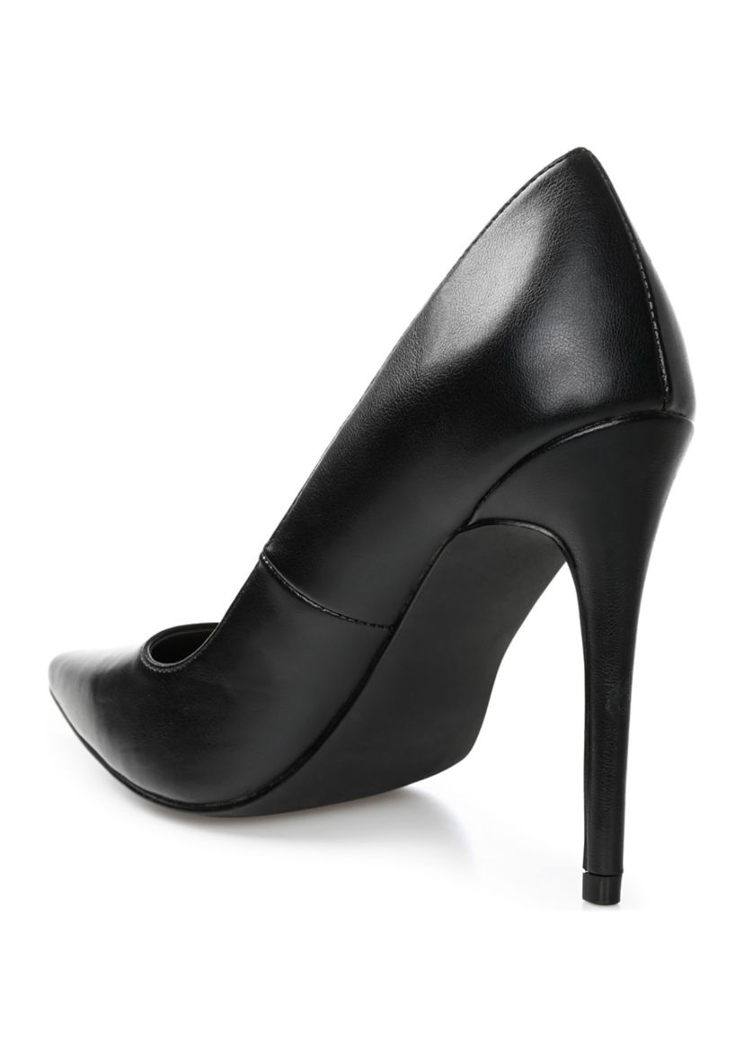 Hadli Pumps