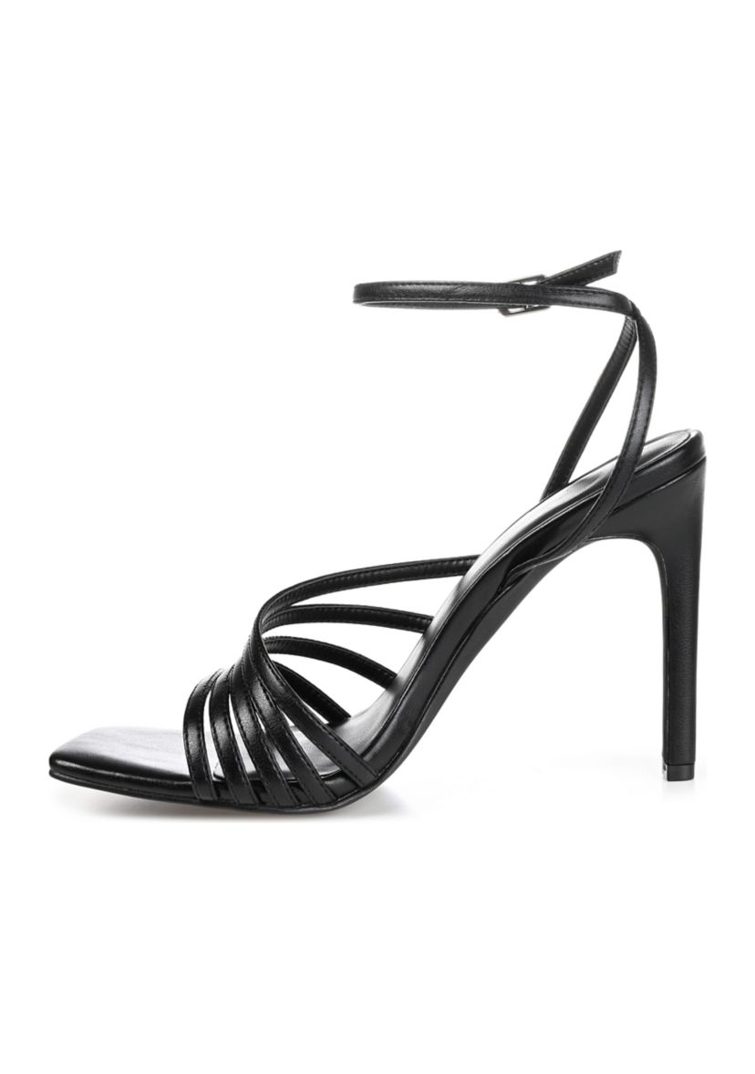 Louella Pumps