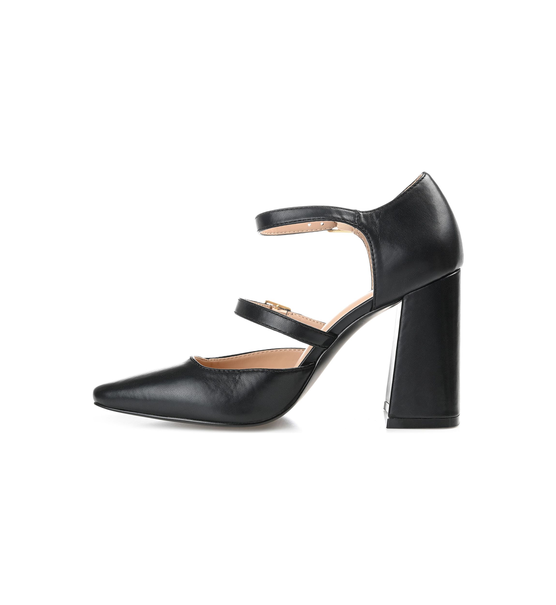 Isadorah Pumps