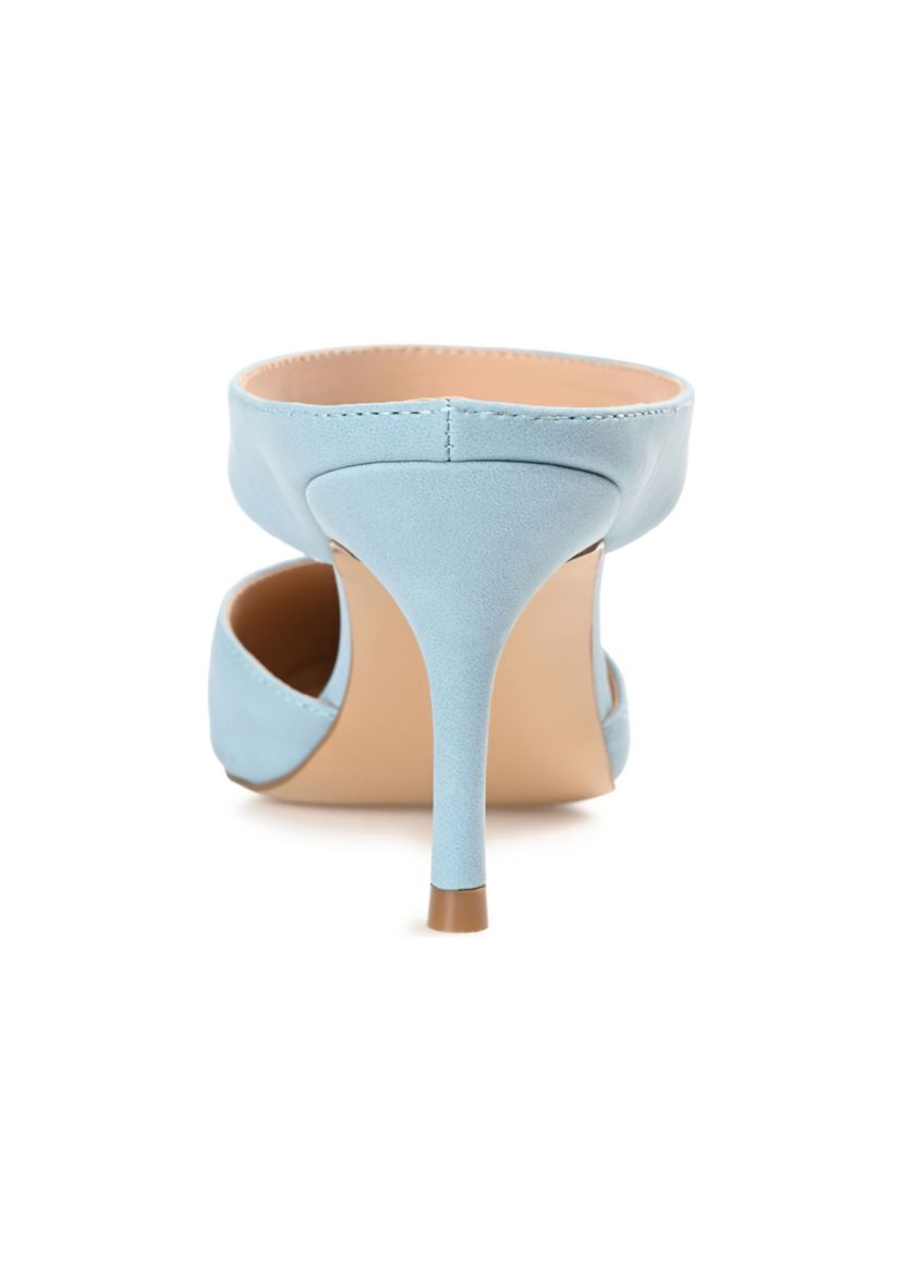 Maevali Pumps