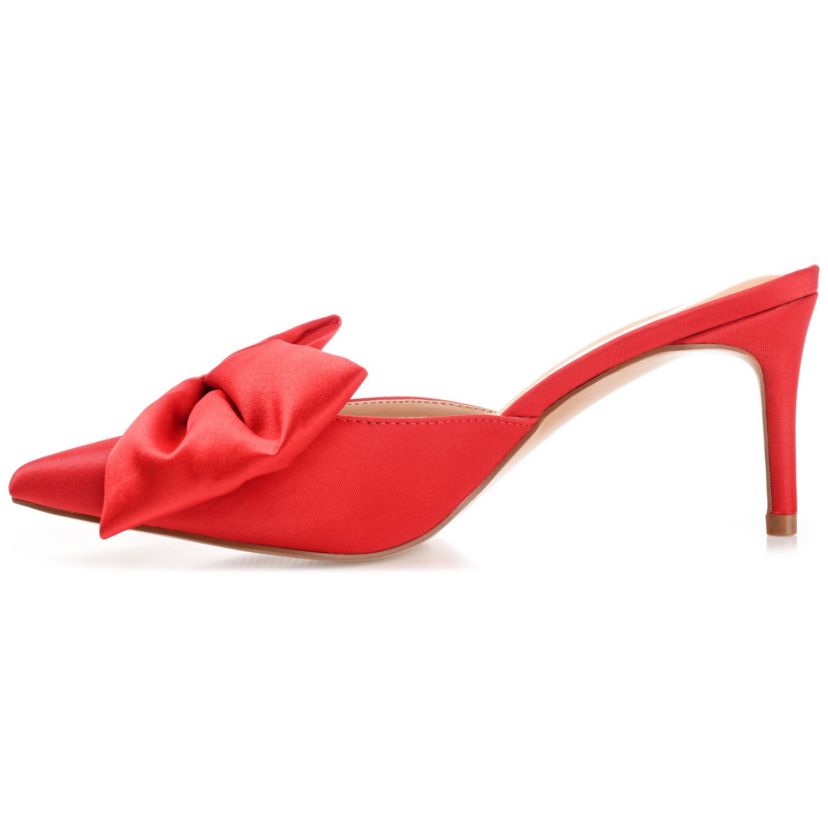 Tiarra Pumps