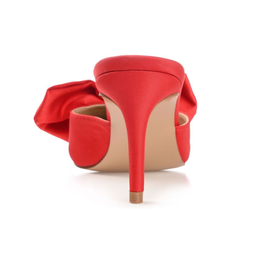 Tiarra Pumps