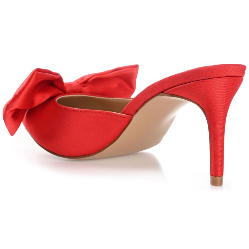 Tiarra Pumps
