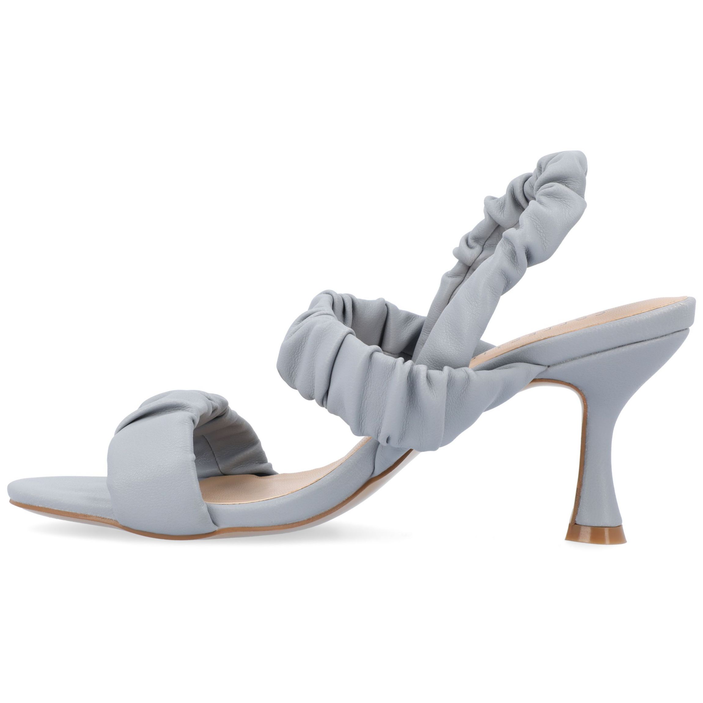 Amaree Pumps