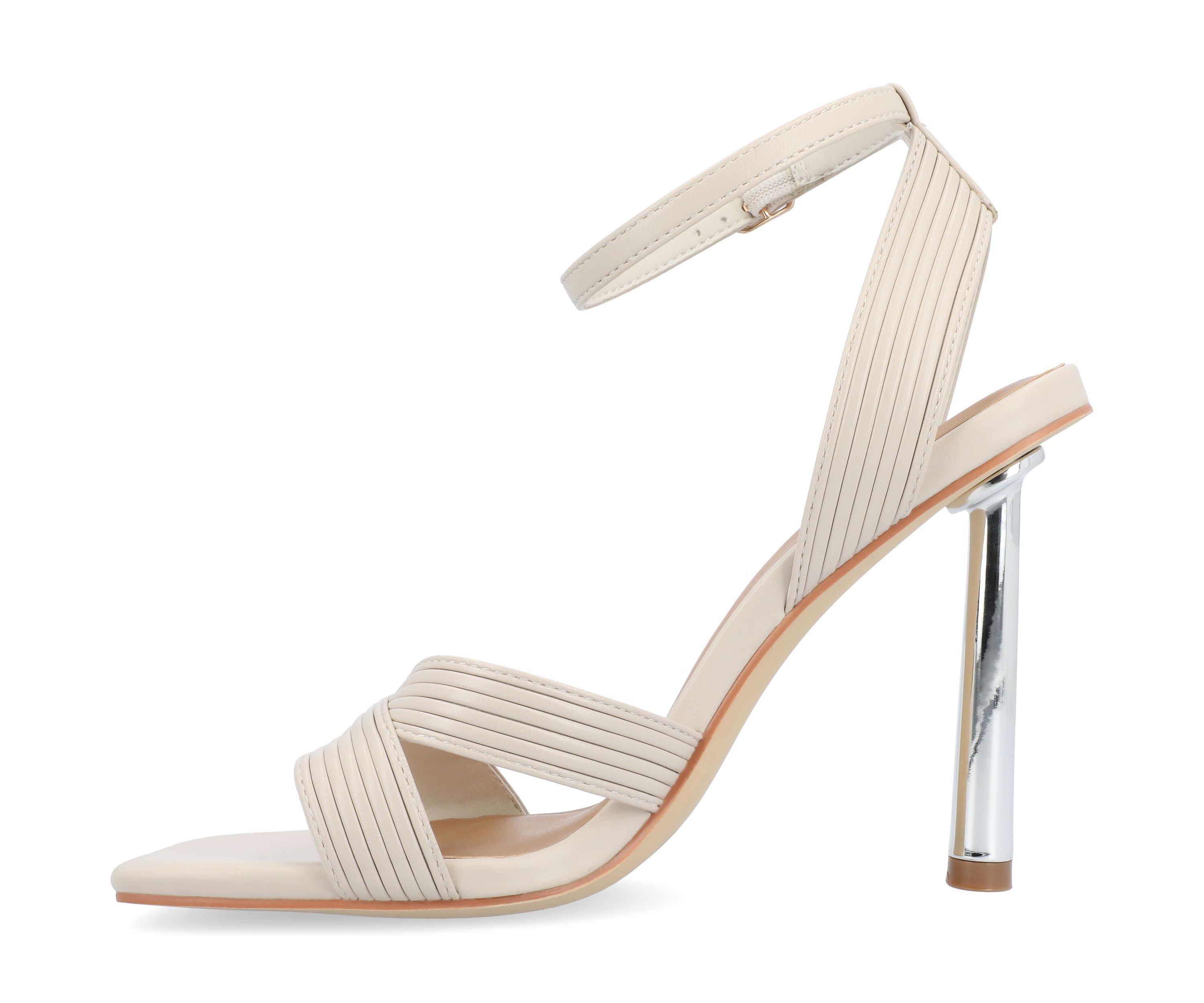 Annett Pumps