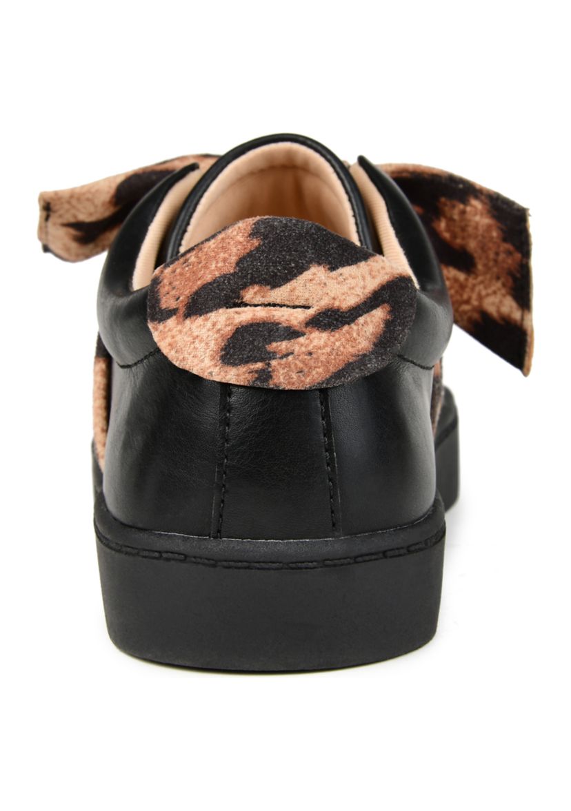 Abrina Sneakers