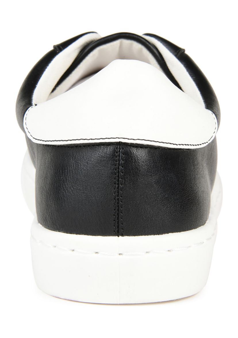 Billie Sneakers