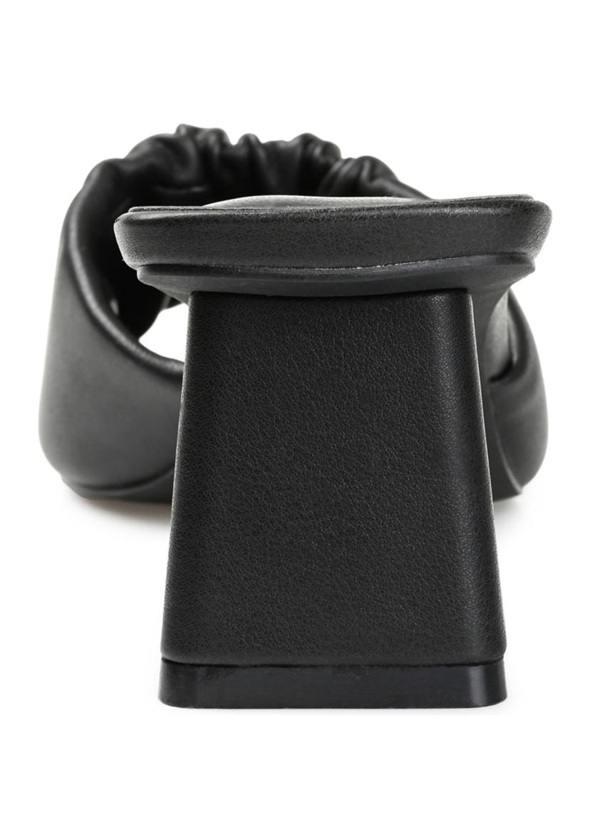 Briarr Pumps