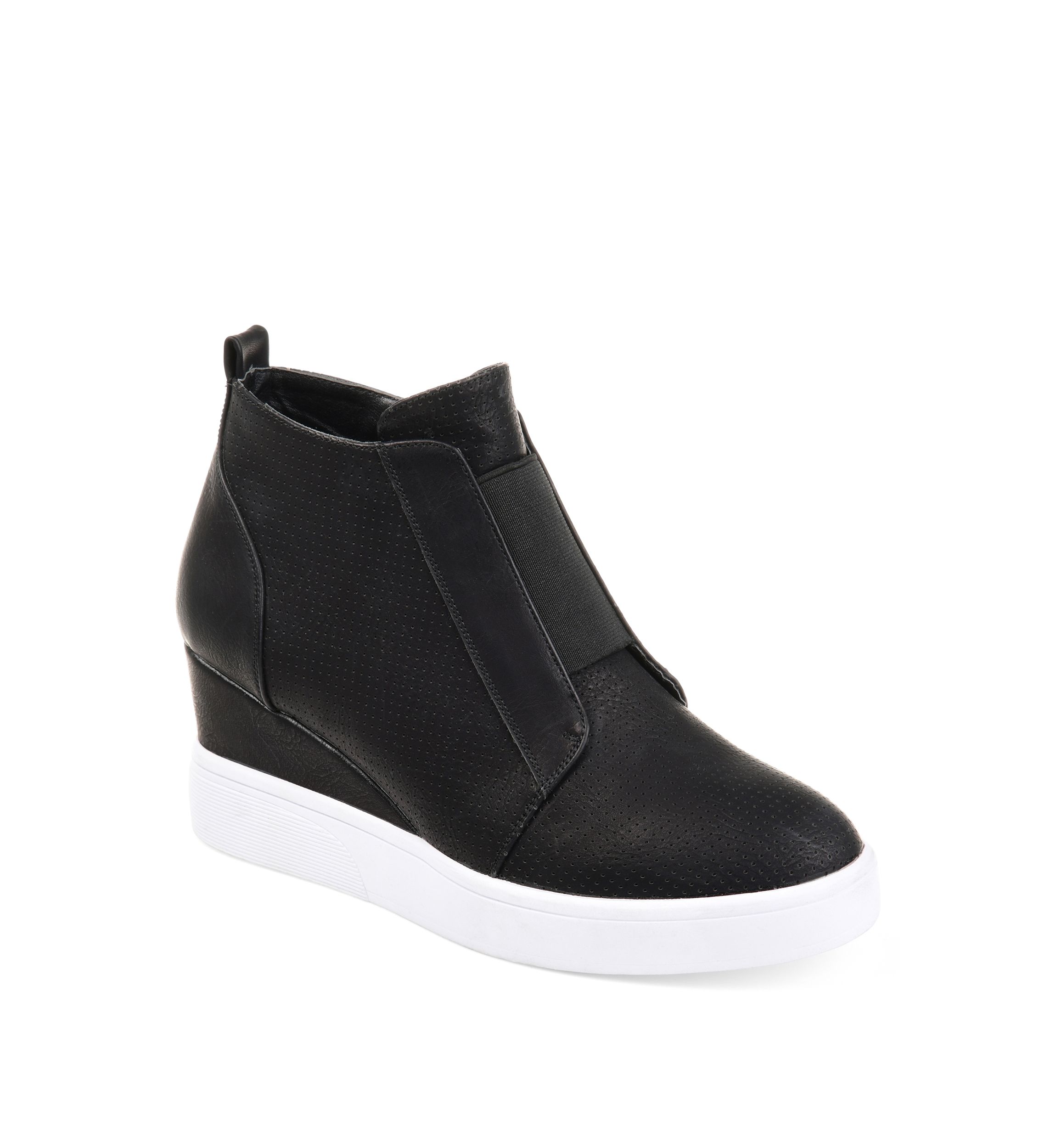 Clara Athleisure