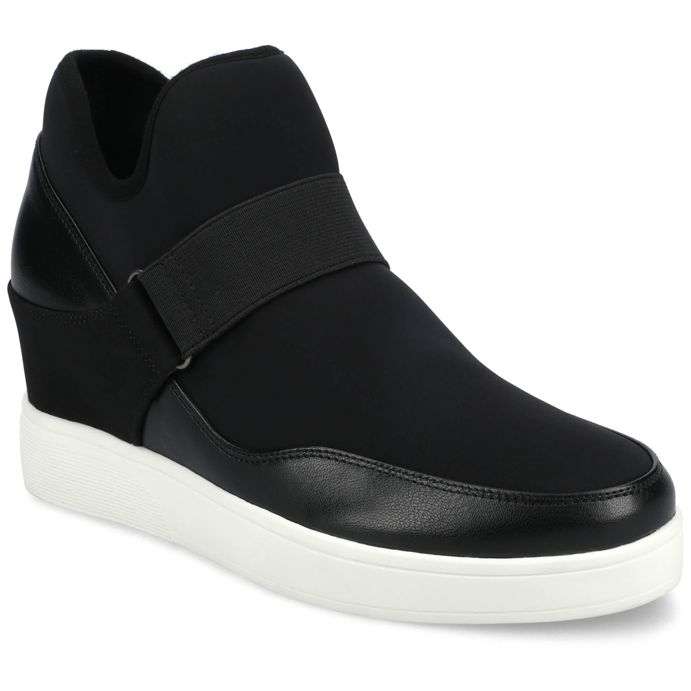 Damari Casual
