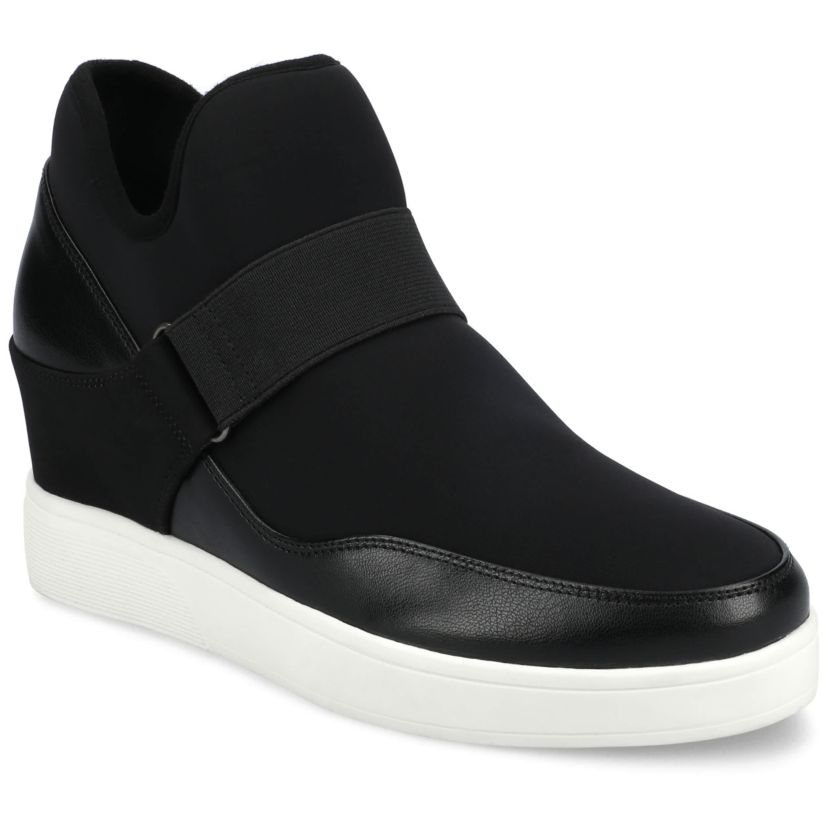 Damari Casual