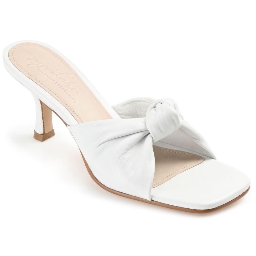Finlee Pumps
