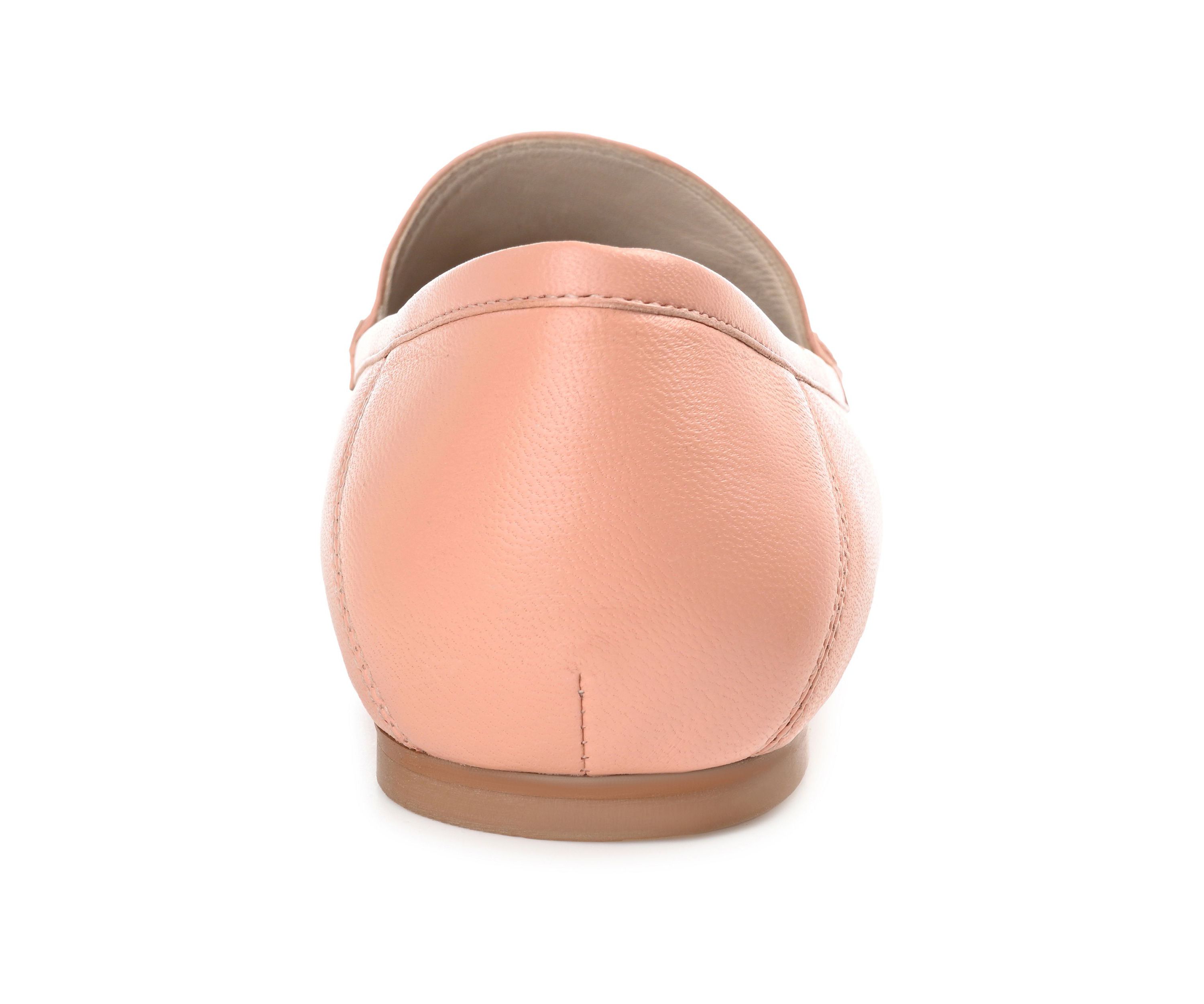 Giia Flats