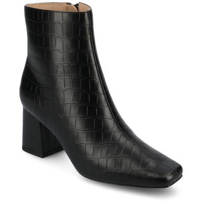 Journee Collection Women's Haylinn Booties, 10M