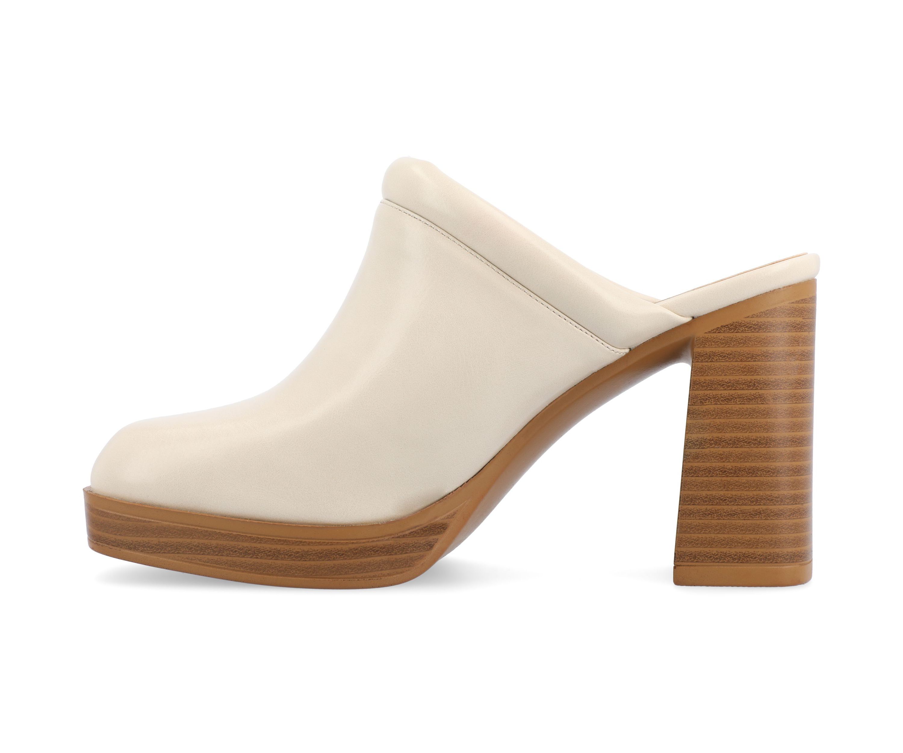 Izara Pumps