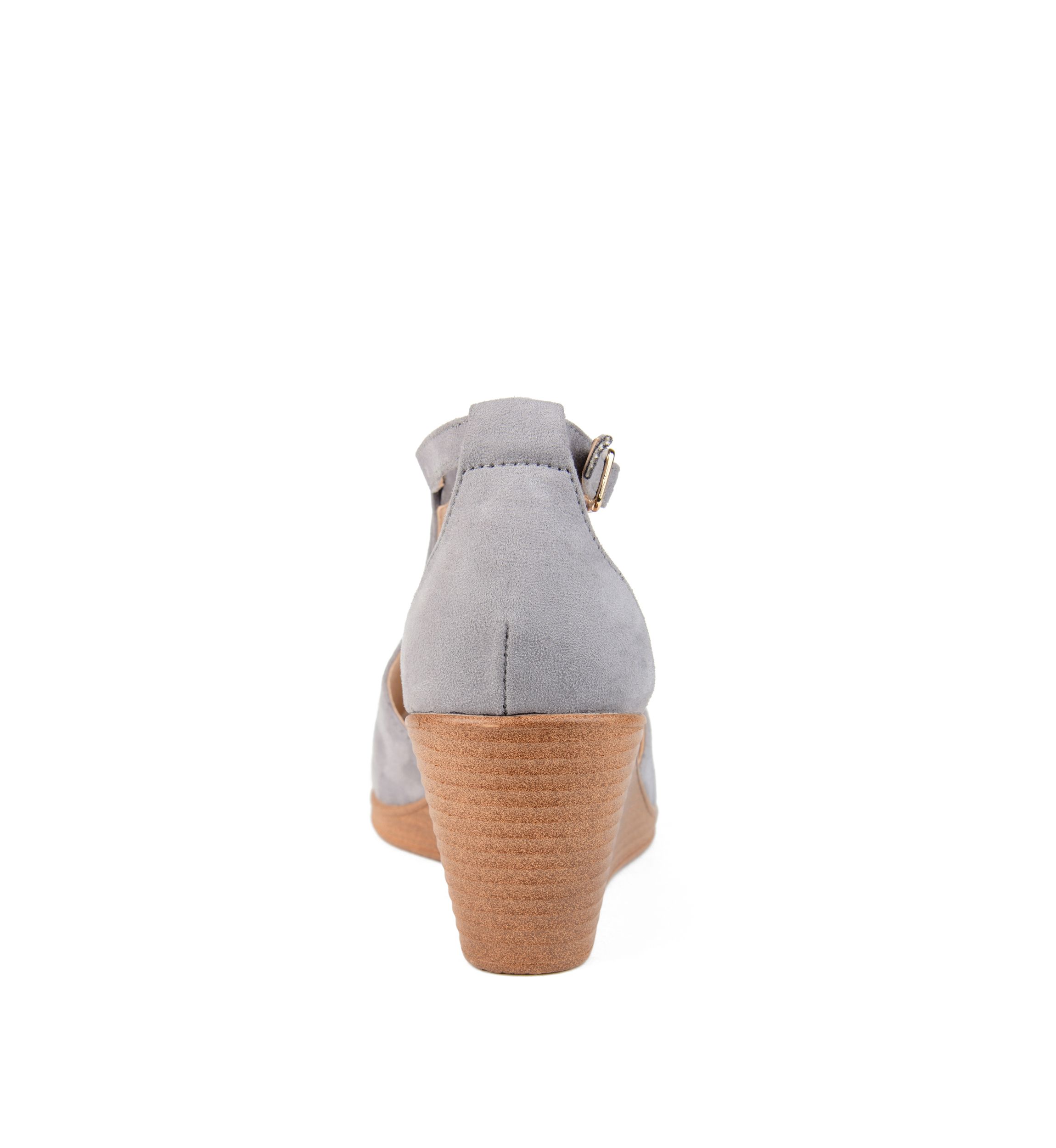 Comfort Kedzie Wedges