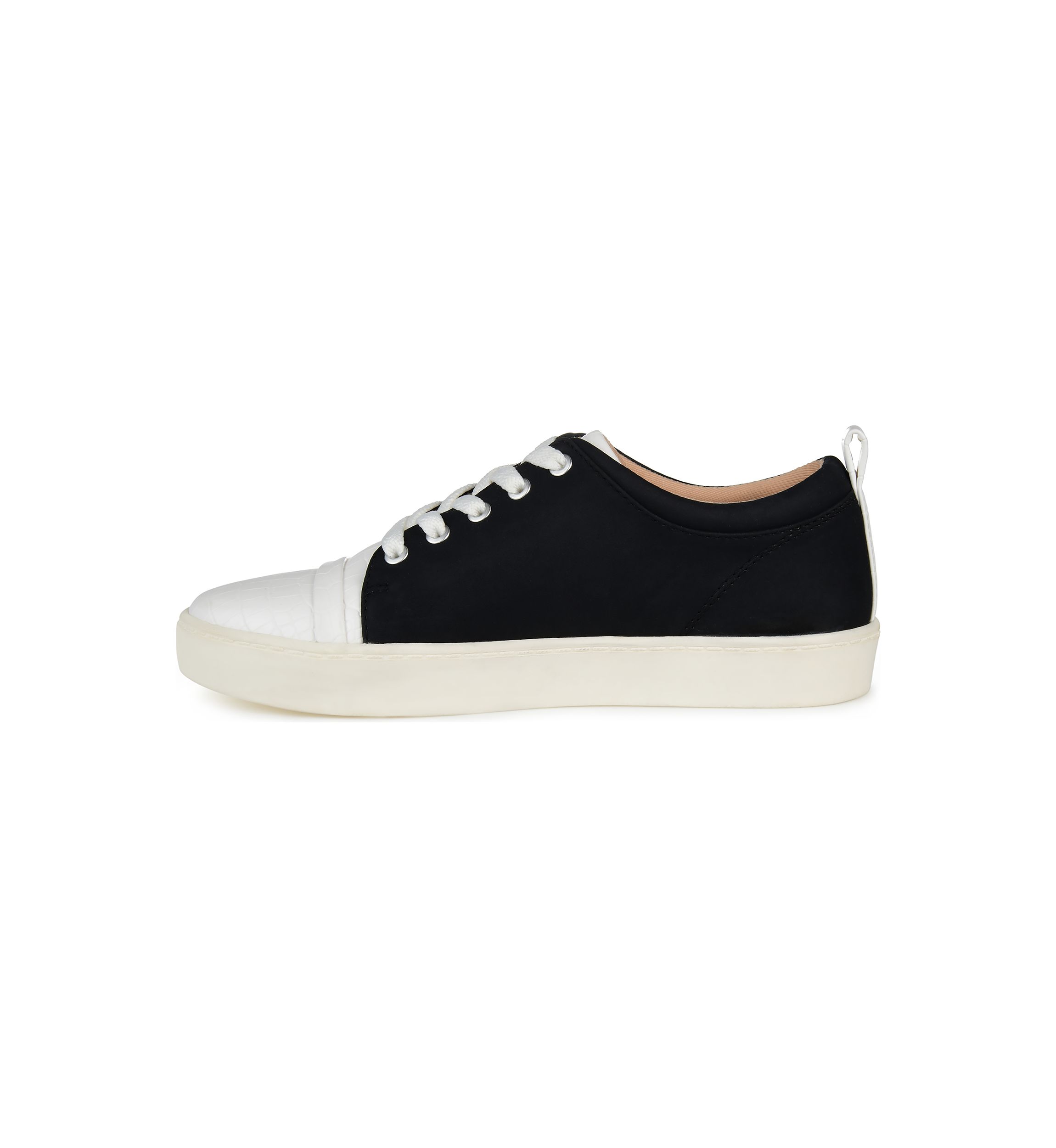Kyndra Sneakers