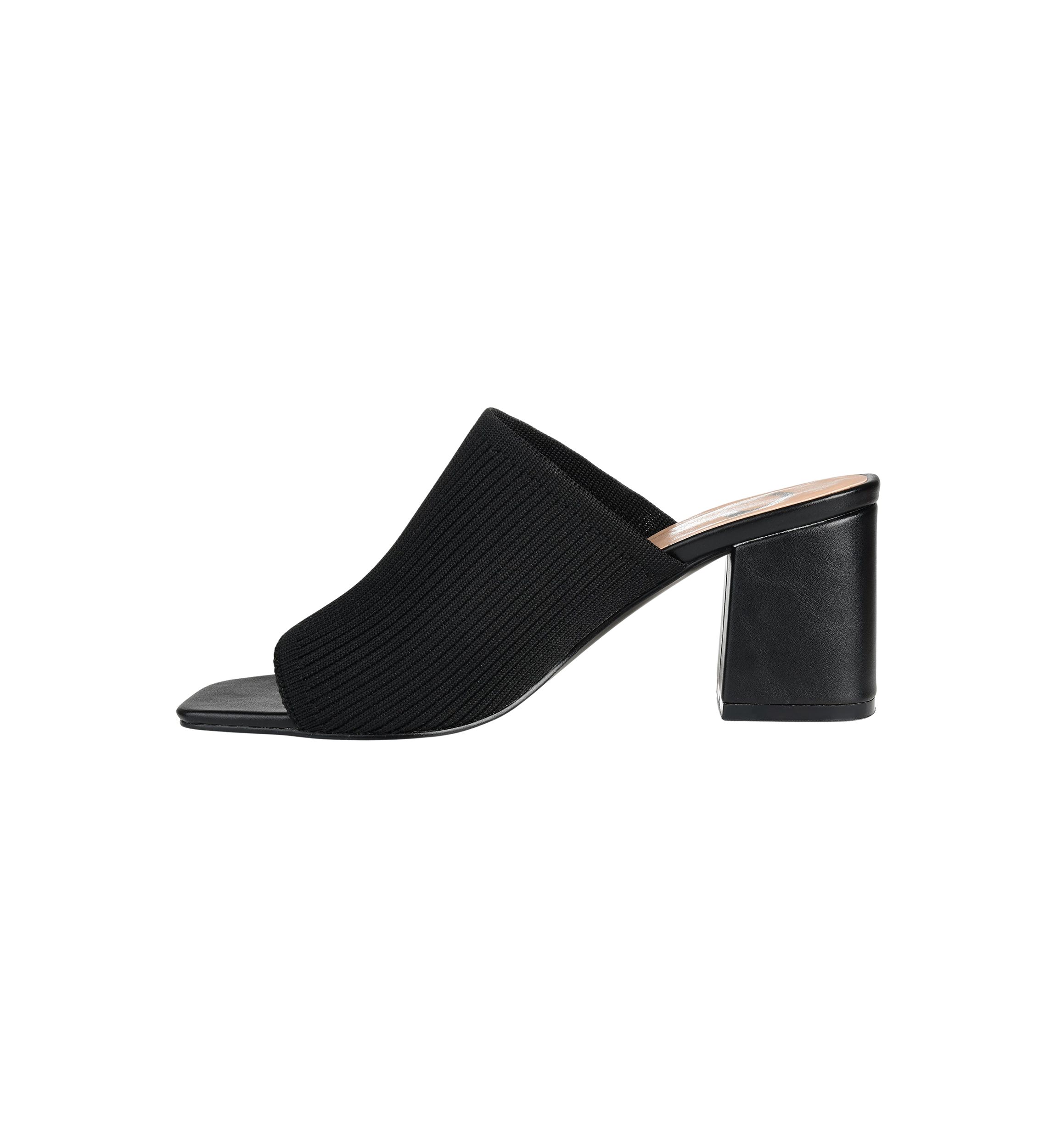 Lorenna-Wd Pumps