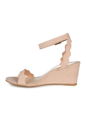 Loucia Wedges