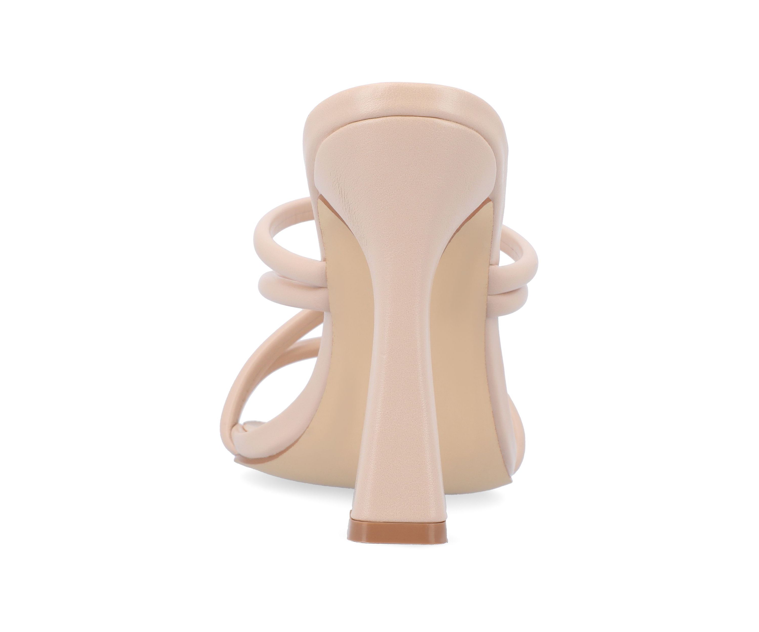 Louisse Pumps