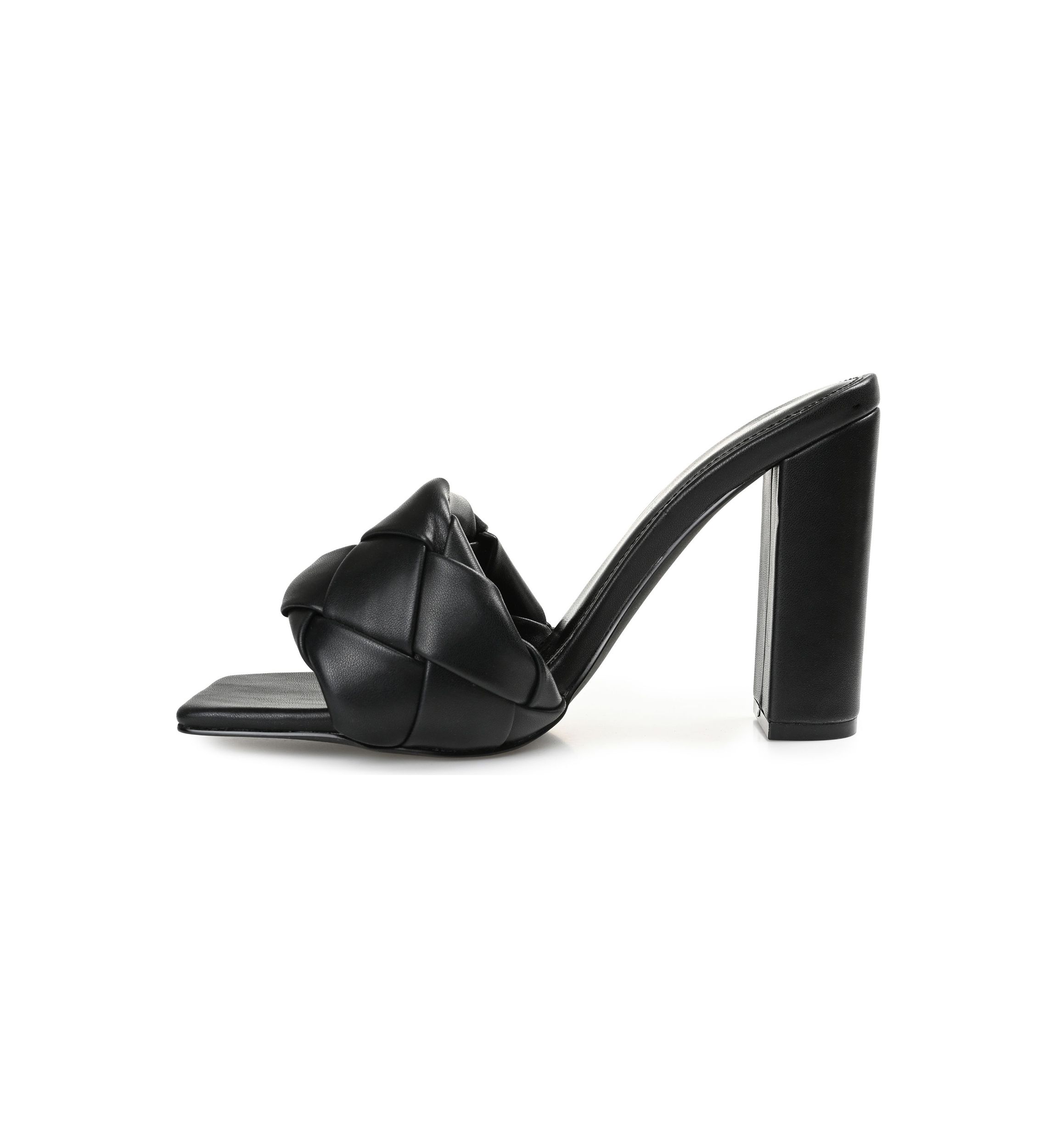 Maysie Pumps