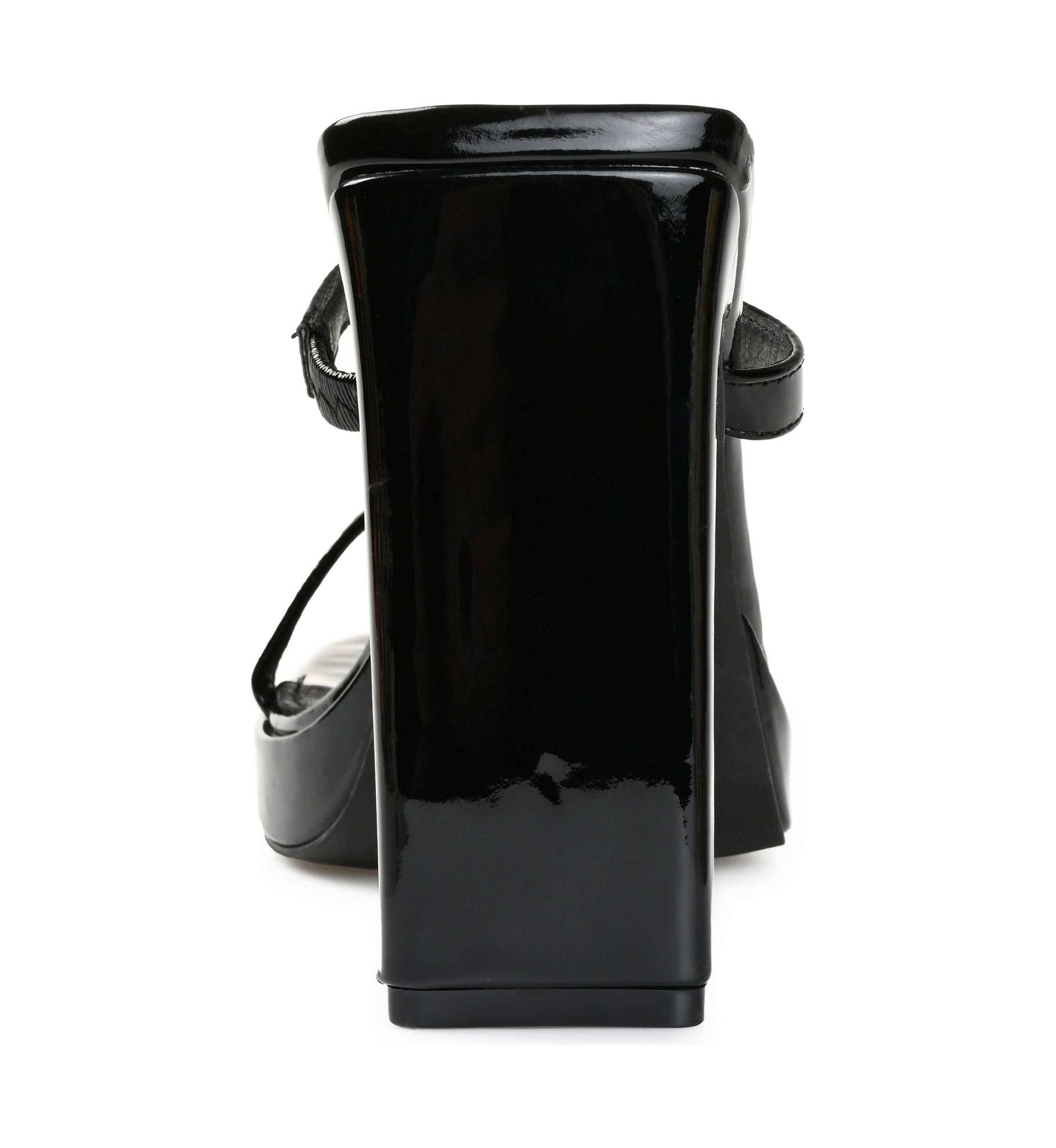 Naivee Pumps