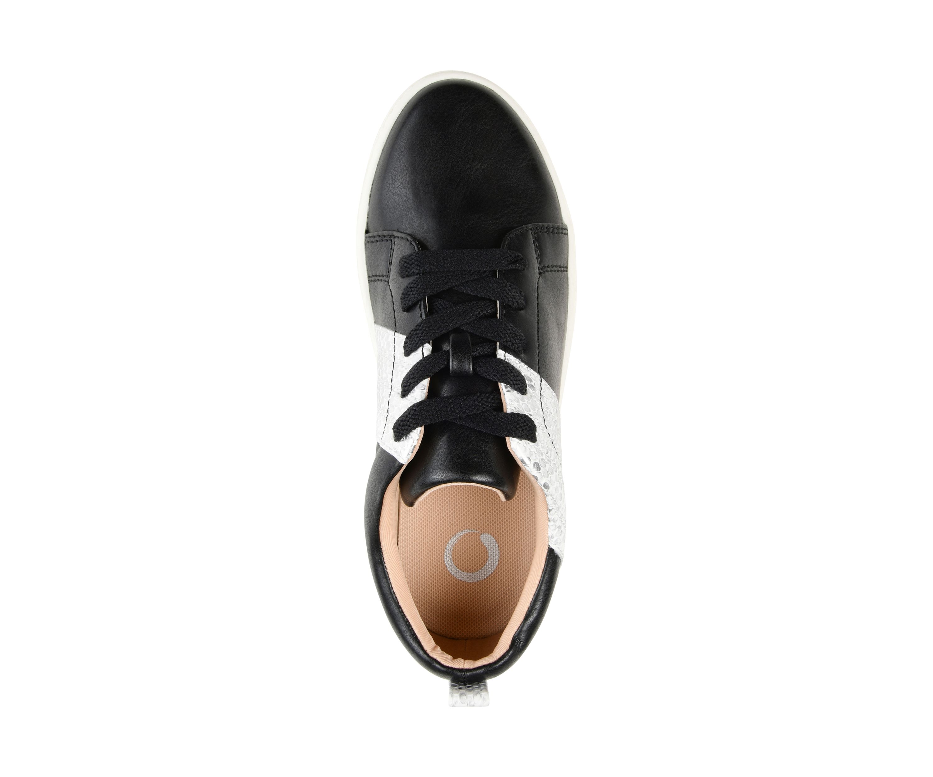 Raaye Sneakers