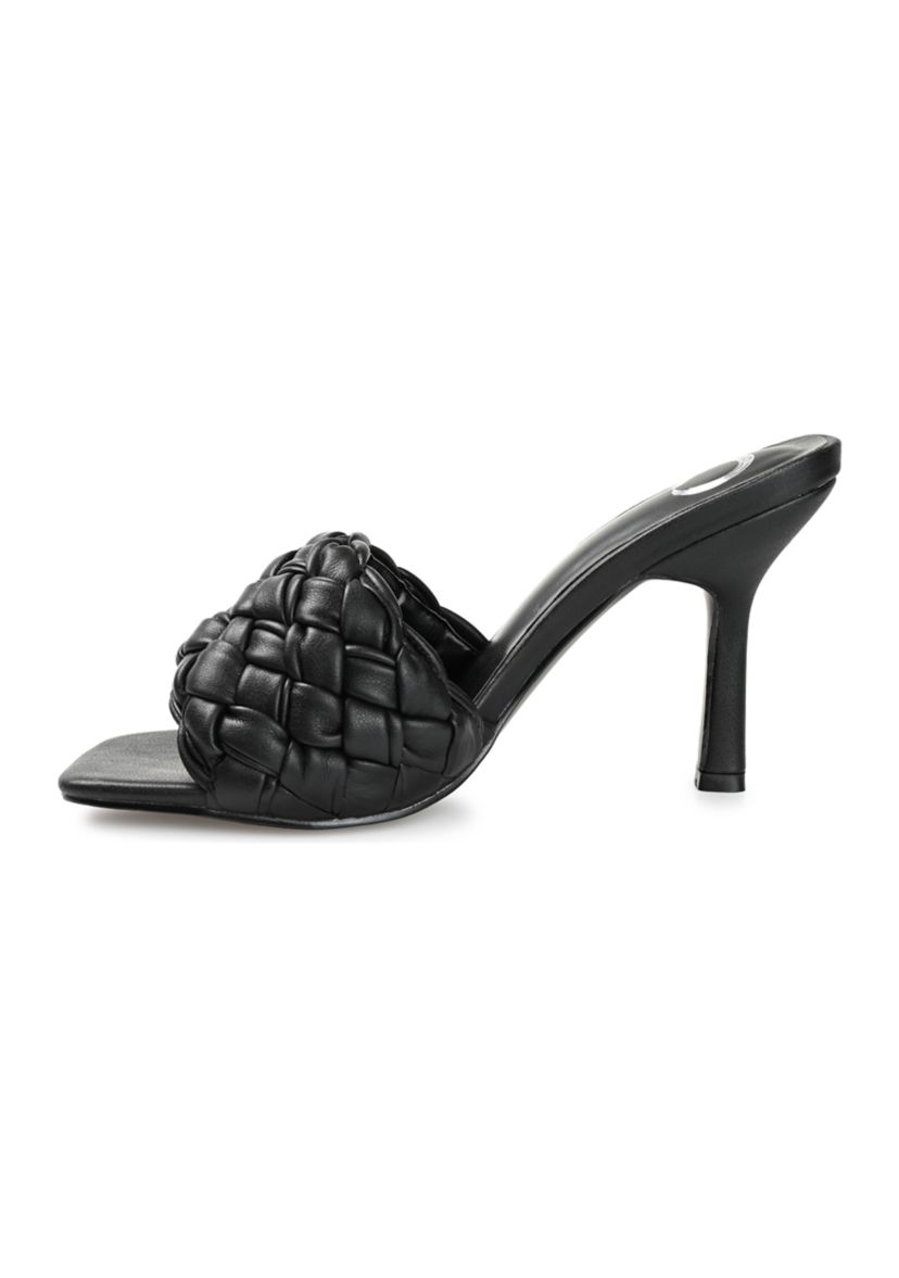 Raquelah Pumps