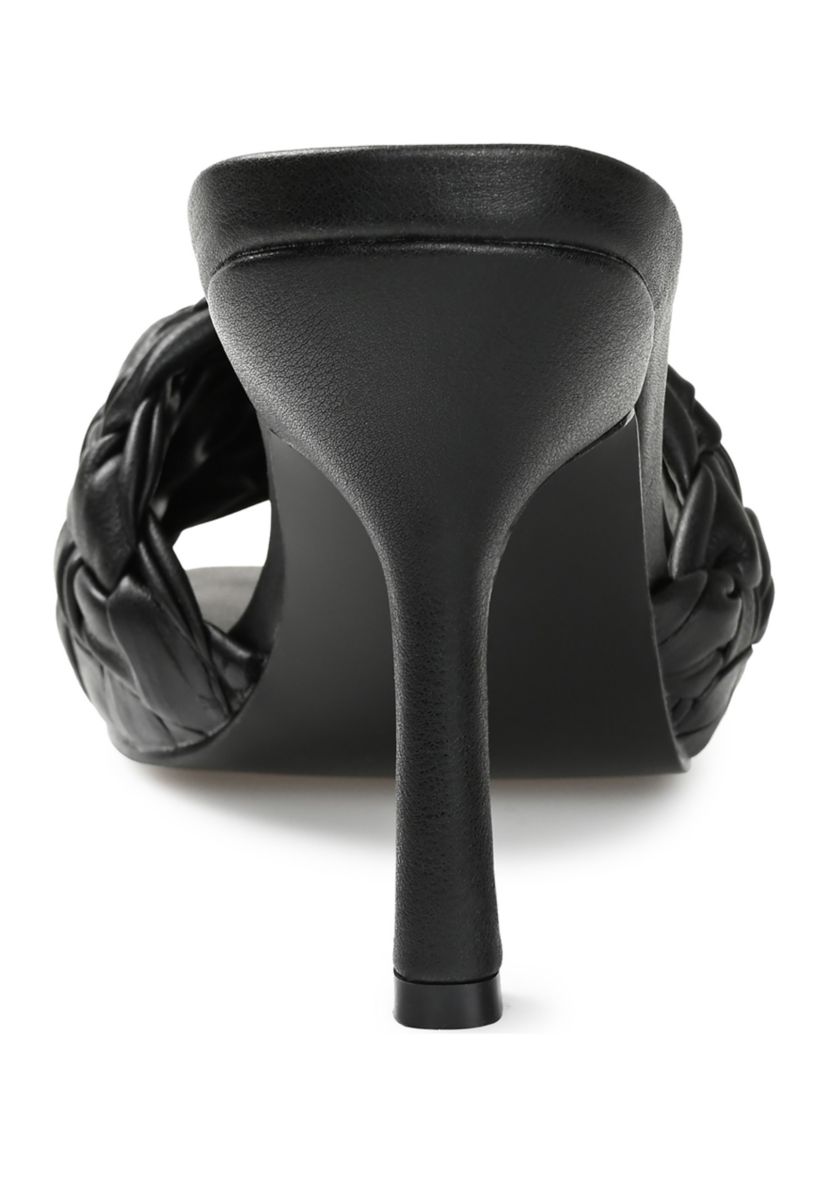 Raquelah Pumps