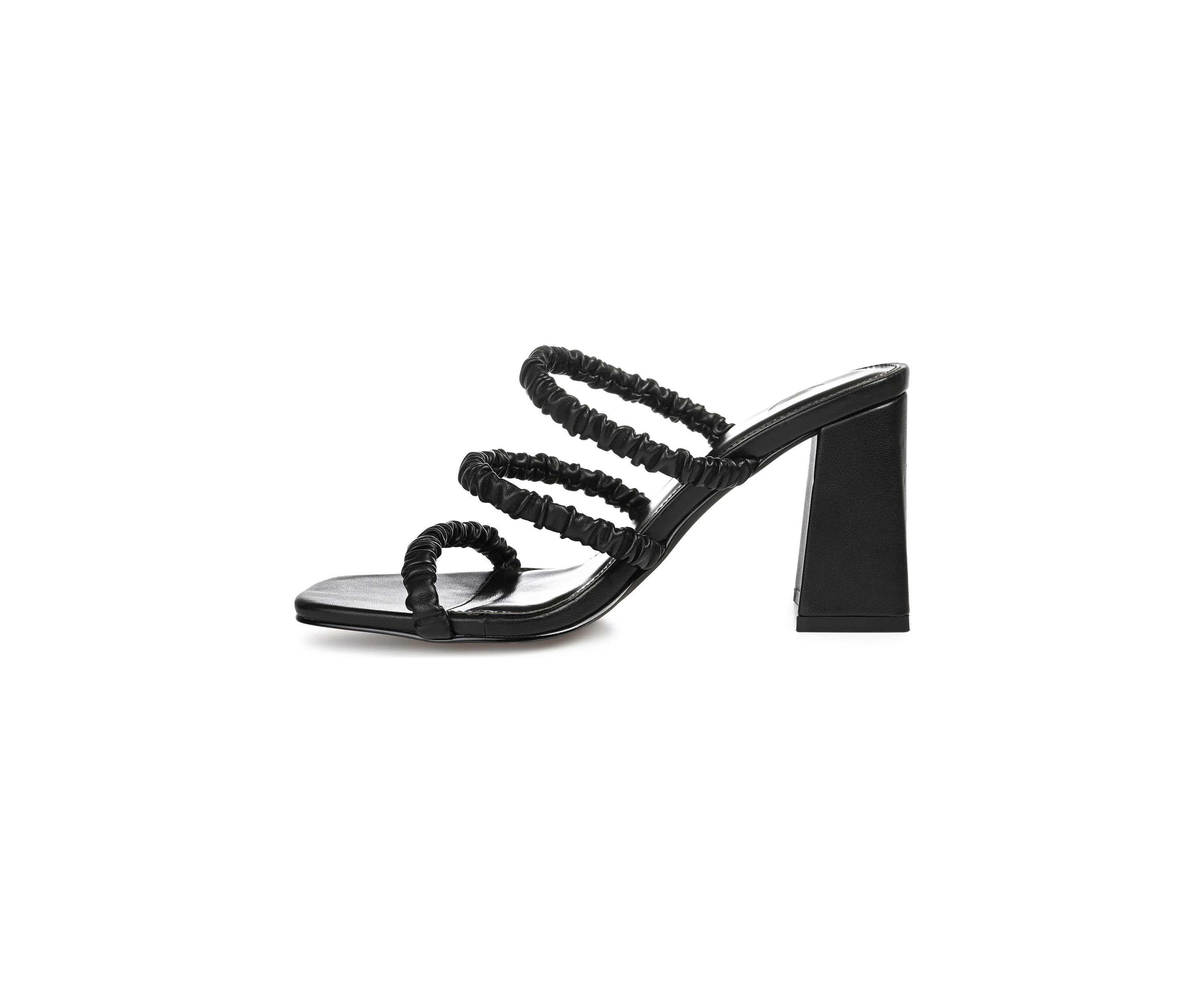 Reagaan Pumps