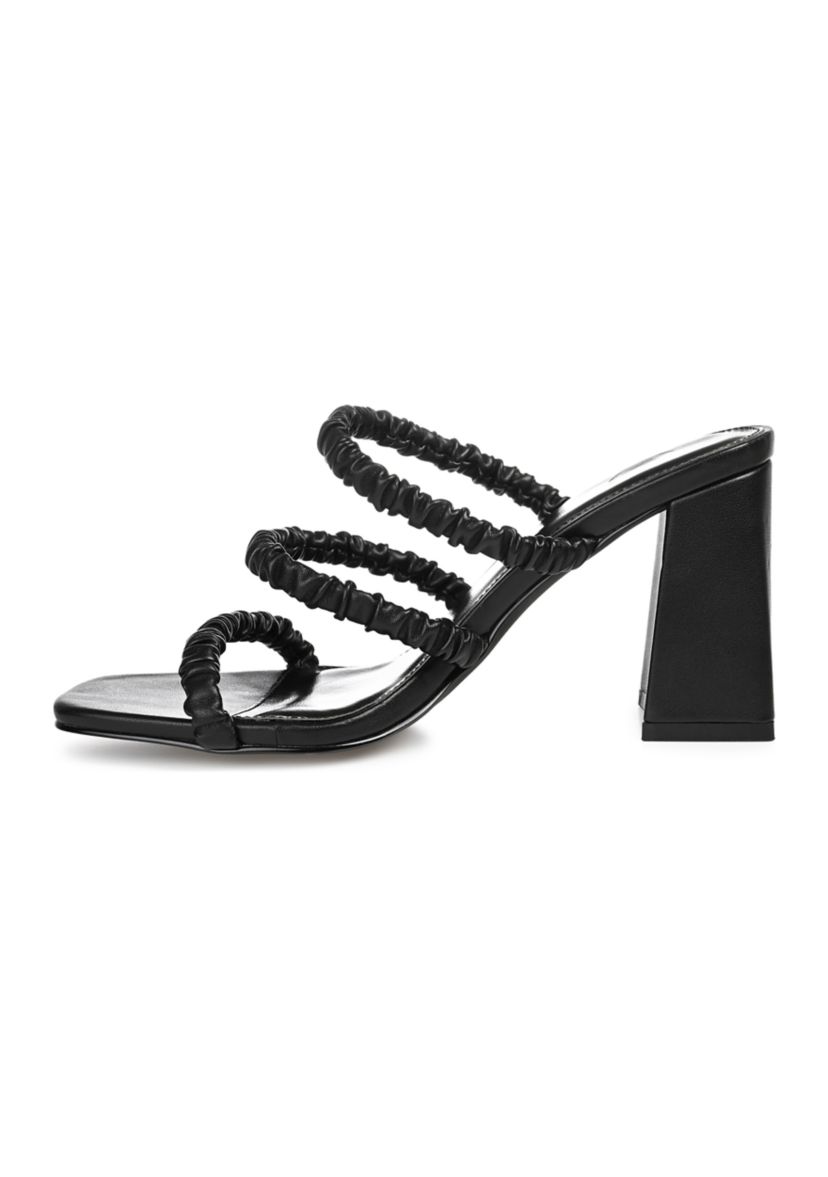 Reagaan Pumps
