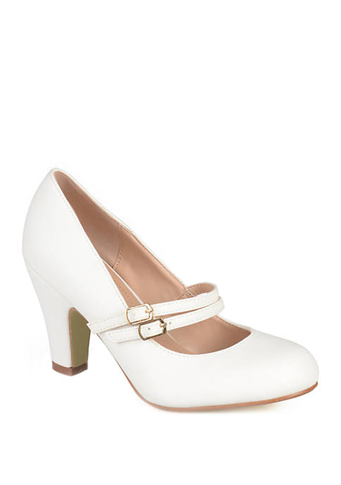 Journee Collection Windy Pumps
