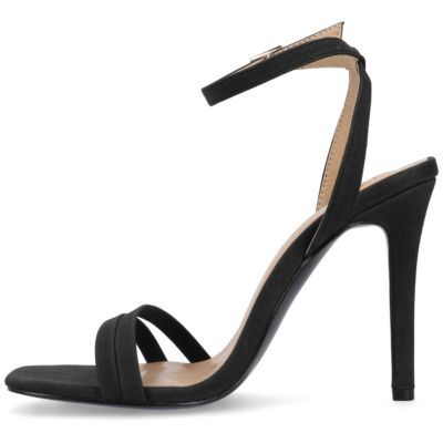 Yevva Pumps