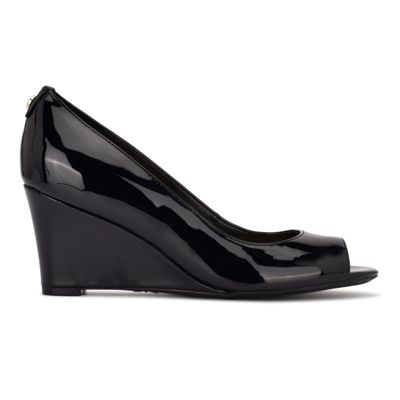 Belk hotsell black wedges