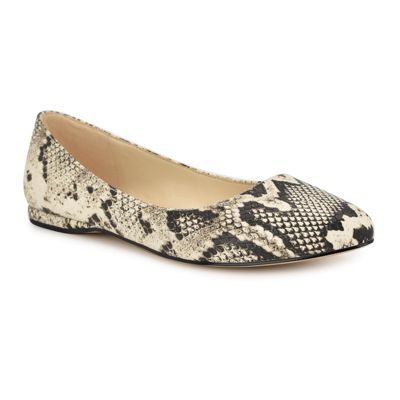 Nine West Women's Speakup Almond Toe Slip-on Casual Flats, 9.5M
