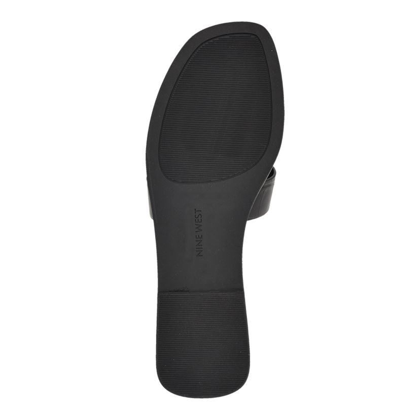 Giny Studded Slip-on Flat Casual Studded Sandals