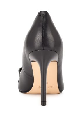 Ezzie Pointy Toe Pumps