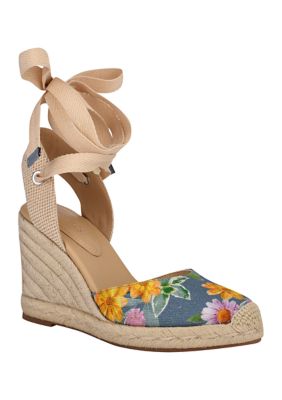 nine west friend espadrilles